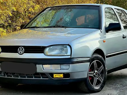 Volkswagen Golf 1997 года за 2 250 000 тг. в Караганда – фото 9