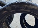 Зимние шины липучки Pirelli разно широкие за 750 000 тг. в Астана – фото 2