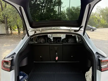 Tesla Model Y 2023 года за 16 490 000 тг. в Алматы – фото 9