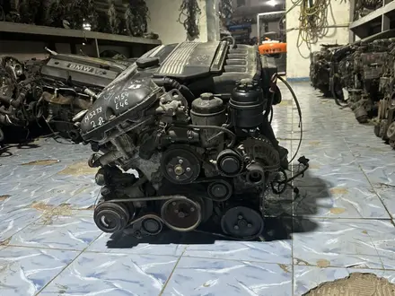 Двигатель bmw m54 b28 2.8l m52tu m52 tu 2.8l за 600 000 тг. в Караганда