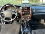 Hyundai Sonata 2002 года за 2 400 000 тг. в Уральск – фото 4