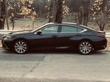 Lexus ES 250 2020 года за 20 000 000 тг. в Алматы – фото 3