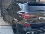 BMW X5 2019 года за 27 500 000 тг. в Шымкент – фото 2