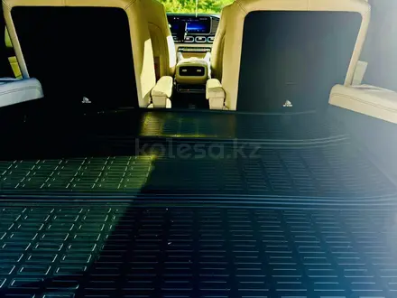 Mercedes-Benz GLS 450 2024 года за 66 000 000 тг. в Алматы – фото 16