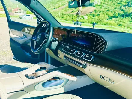 Mercedes-Benz GLS 450 2024 года за 66 000 000 тг. в Алматы – фото 30