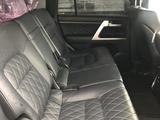 Toyota Land Cruiser 2017 годаfor39 700 000 тг. в Астана – фото 4