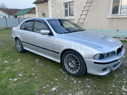 BMW 525 2000 года за 4 800 000 тг. в Кулан – фото 3