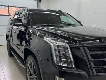 Cadillac Escalade 2019 года за 30 000 000 тг. в Астана – фото 11