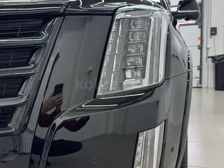 Cadillac Escalade 2019 года за 30 000 000 тг. в Астана – фото 13