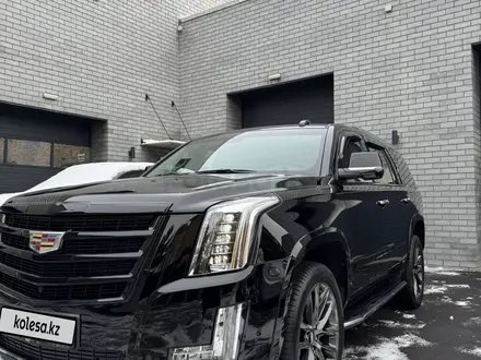 Cadillac Escalade 2019 года за 30 000 000 тг. в Астана – фото 6