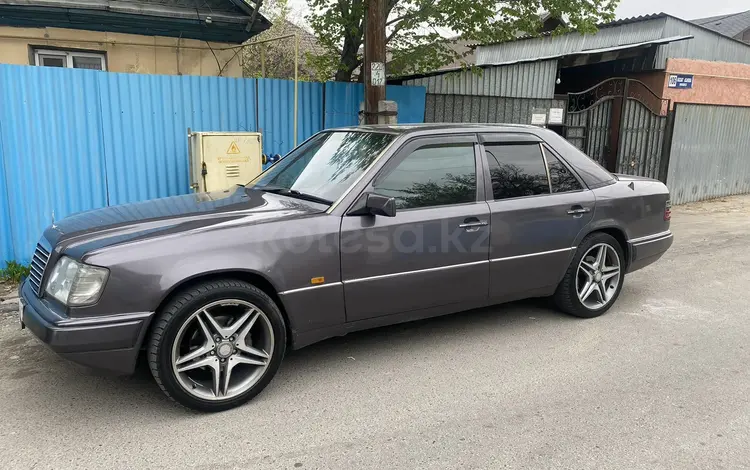 Mercedes-Benz E 280 1995 годаүшін2 800 000 тг. в Талдыкорган