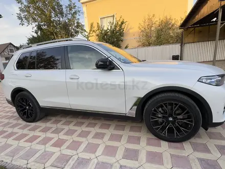 BMW X7 2020 года за 38 000 000 тг. в Алматы – фото 3