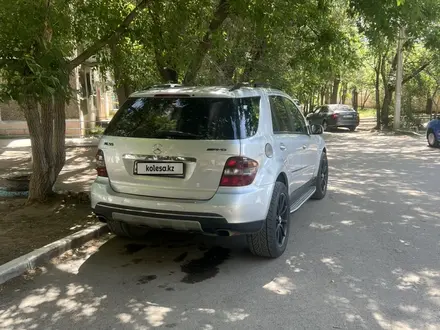 Mercedes-Benz ML 350 2007 года за 7 600 000 тг. в Караганда – фото 3