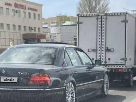 BMW 740 1995 года за 6 000 000 тг. в Астана