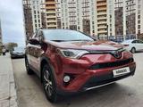 Toyota RAV4 2018 годаfor9 999 999 тг. в Астана – фото 2