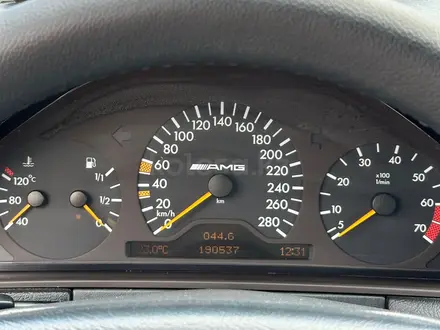 Mercedes-Benz E 55 AMG 1999 года за 7 200 000 тг. в Актау – фото 9