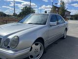 Mercedes-Benz E 430 1998 годаүшін3 300 000 тг. в Актобе – фото 3