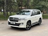 Toyota Land Cruiser 2017 года за 29 990 000 тг. в Алматы