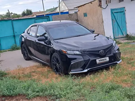 Toyota Camry 2020 года за 12 500 000 тг. в Уральск