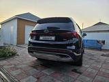 Hyundai Santa Fe 2023 года за 15 500 000 тг. в Атырау – фото 3