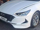 Hyundai Sonata 2022 года за 13 000 000 тг. в Шымкент – фото 2