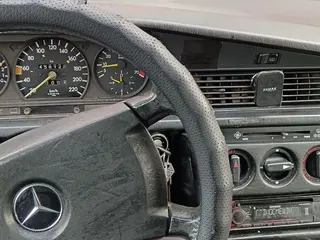 Mercedes-Benz 190
