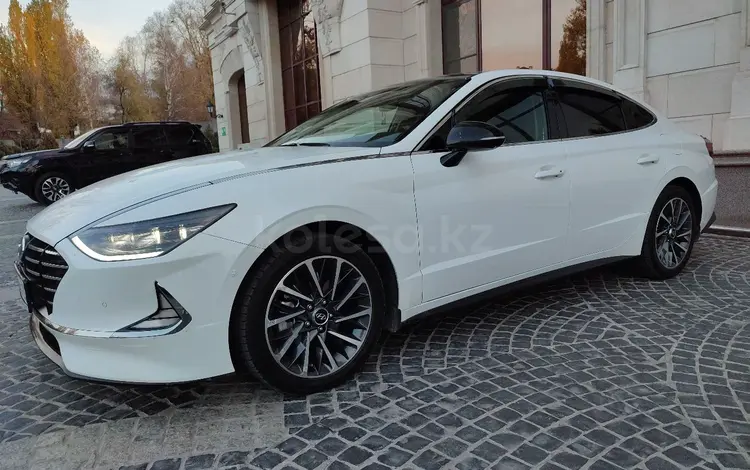 Hyundai Sonata 2021 года за 12 600 000 тг. в Алматы