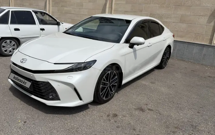 Toyota Camry 2024 года за 20 800 000 тг. в Шымкент