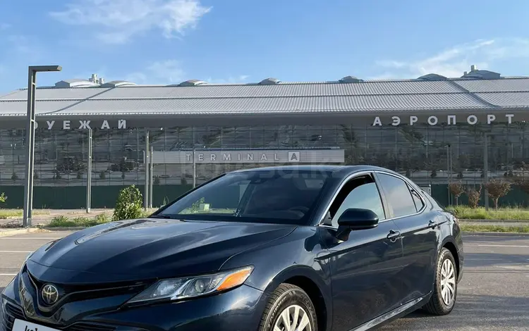 Toyota Camry 2019 года за 13 000 000 тг. в Шымкент