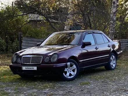 Mercedes-Benz E 230 1995 года за 2 700 000 тг. в Усть-Каменогорск – фото 18