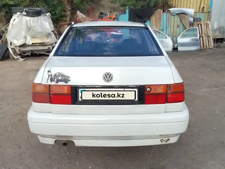 Volkswagen Vento 1993 года за 1 050 000 тг. в Астана – фото 3