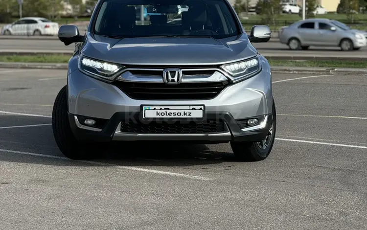 Honda CR-V 2018 года за 12 450 000 тг. в Астана