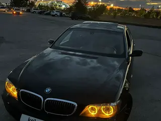 BMW 750
