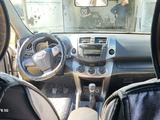 Toyota RAV4 2012 годаүшін8 000 000 тг. в Семей – фото 5