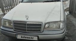 Mercedes-Benz C 180 1994 года за 2 500 000 тг. в Астана