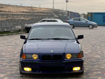 BMW 320 1994 года за 2 800 000 тг. в Алматы – фото 12