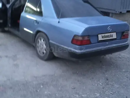 Mercedes-Benz E 230 1991 года за 1 300 000 тг. в Туркестан