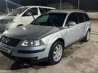 Volkswagen Passat 2002 годаfor2 400 000 тг. в Шымкент