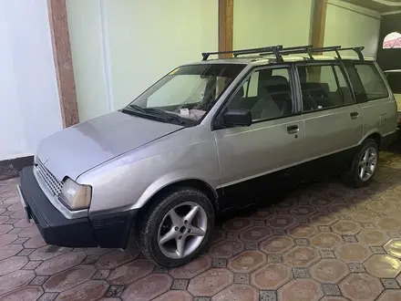 Mitsubishi Space Wagon 1990 года за 700 000 тг. в Туркестан – фото 3