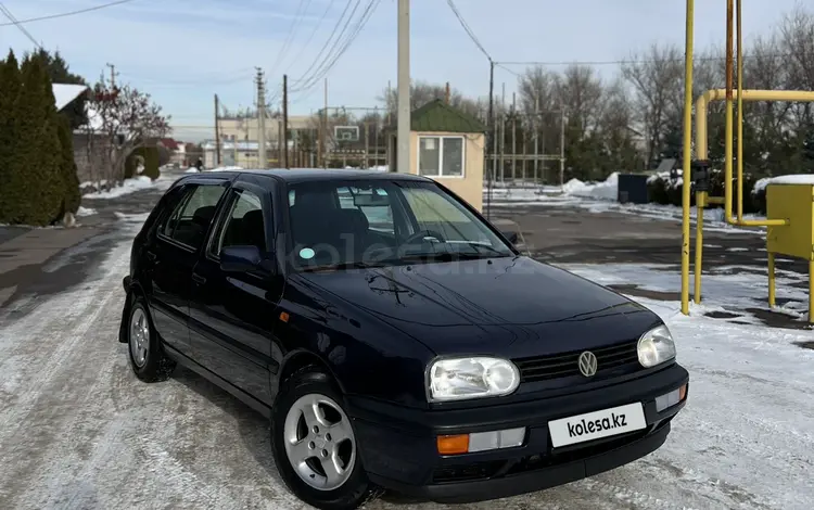 Volkswagen Golf 1994 года за 2 800 000 тг. в Алматы