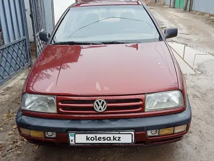 Volkswagen Vento 1994 года за 1 400 000 тг. в Алматы – фото 9