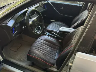 Audi 80