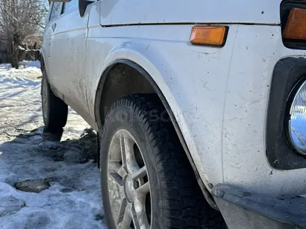 ВАЗ (Lada) Lada 2121 2004 года за 2 000 000 тг. в Урджар – фото 2