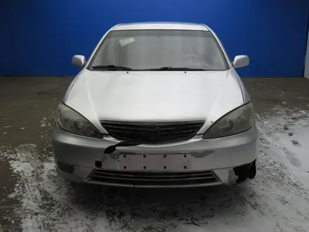 Toyota Camry 2005 года за 2 875 950 тг. в Актобе