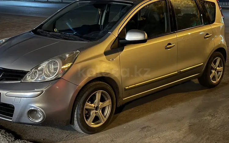 Nissan Note 2012 года за 5 500 000 тг. в Астана