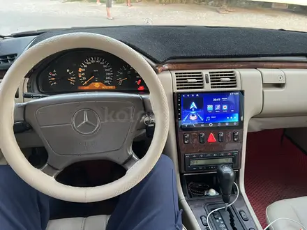 Mercedes-Benz E 280 1996 года за 2 400 000 тг. в Шымкент – фото 4