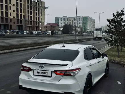 Toyota Camry 2019 года за 12 000 000 тг. в Астана – фото 8