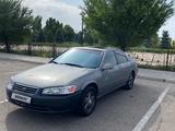 Toyota Camry 2000 годаүшін3 200 000 тг. в Тараз