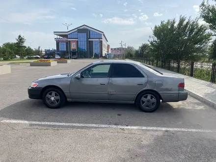 Toyota Camry 2000 года за 3 200 000 тг. в Тараз – фото 4