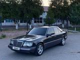 Mercedes-Benz E 200 1994 годаfor2 800 000 тг. в Шымкент